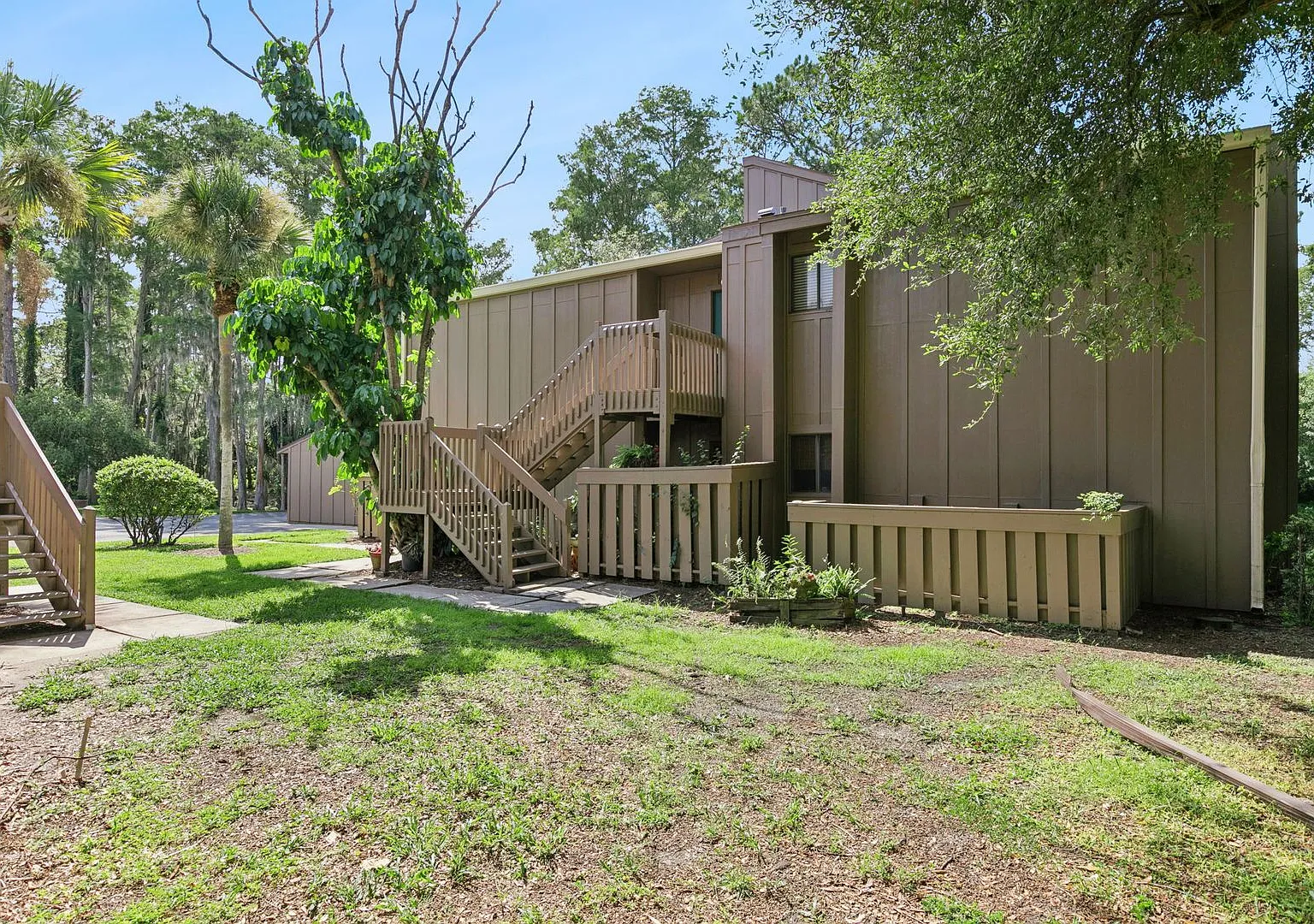 2 BR / 2 BA Condo in Cypress Woods — Photo 2