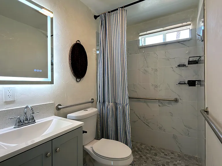 4247 Cartagena Dr — Photo 13