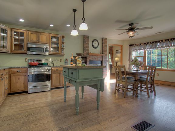 Enjoy this huge kitchen!