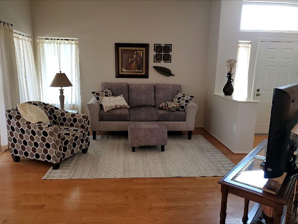 1st image of 20403 N 133rd Way
