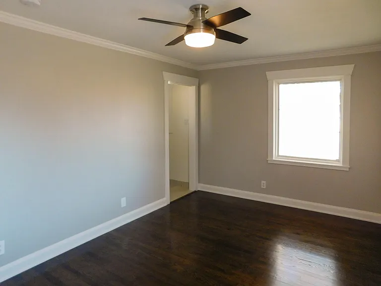 1001 Cardinal Ln — Photo 25