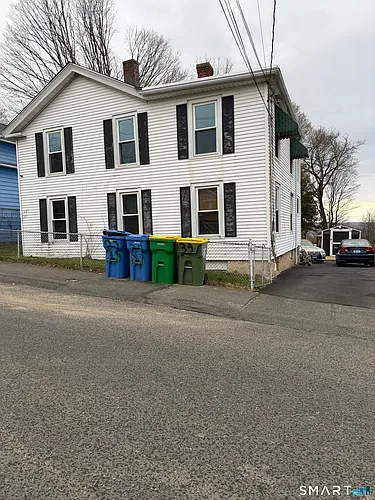 33 Pilgrim Ave Photo 1
