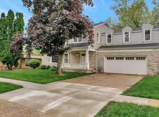 1203 Broadmoor Dr, Champaign, IL 61821