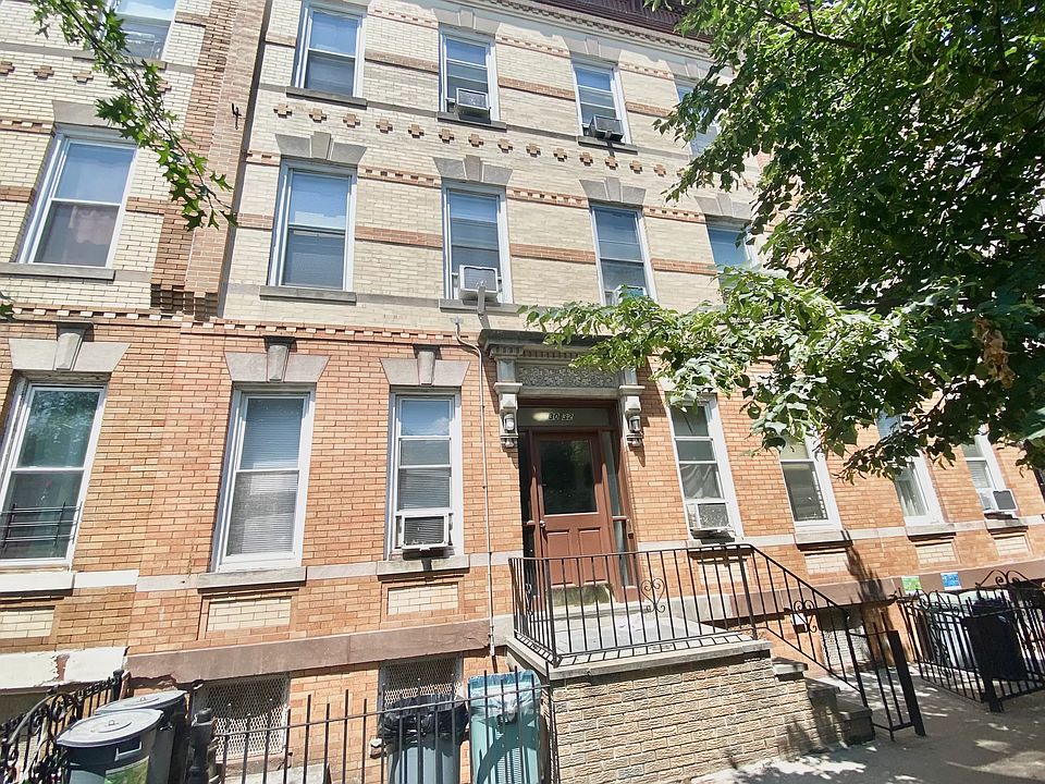 1st image of 30-32 44th St #1