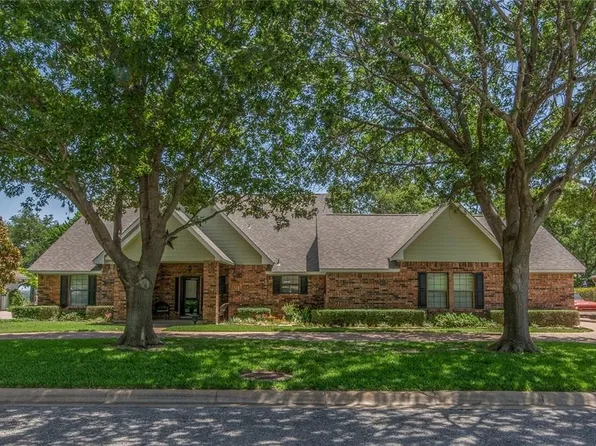505 S Glacier Dr, Sherman, TX 75092
