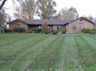 1422 Windrush Cir, Blacklick, OH 43004