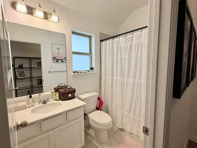 2036 Meliana Dr — Photo 15