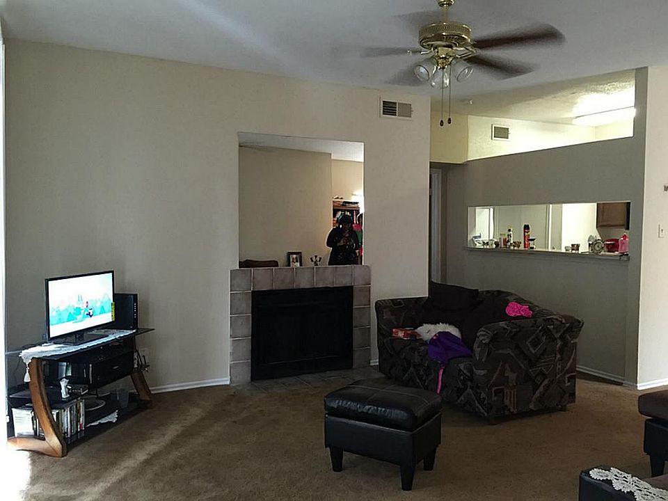 1st image of 14550 Fonmeadow Dr APT 1005