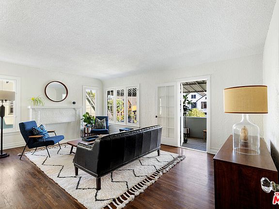 5th image of 2267 W 20th St