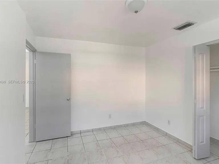 642 E 2nd Ave #A — Photo 9