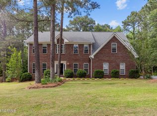 145 Kingswood Cir, Pinehurst, NC 28374