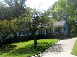 3914 Lincolnshire St, Annandale, VA 22003