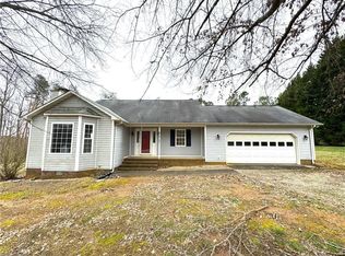 220 Farmview Rd, Madison, NC 27025