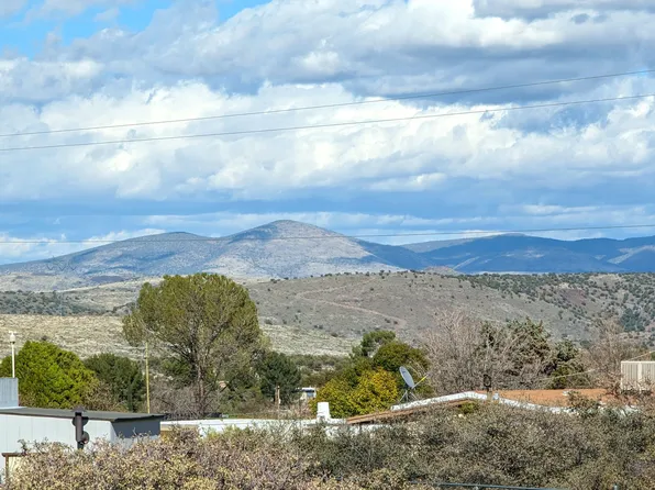 16405 S White Rock Ln, Mayer, AZ 86333