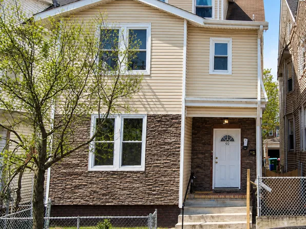 92 Rose Ter Floor 2, Newark, NJ 07108