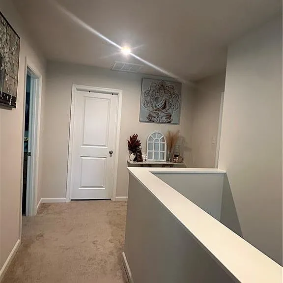 2652 Kingman Dr — Photo 3