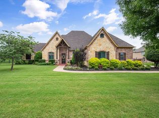 3832 Eagles Nest Trl, Burleson, TX 76028