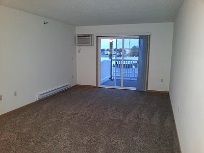 960 Highway 16 E — Photo 5