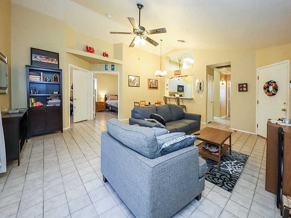 5th image of 1342 N Amberbrooke Ave