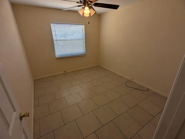 824 N Saint Clair Abrams Ave — Photo 10