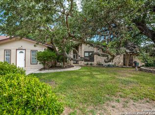 8715 Rustling Mdws, San Antonio, TX 78254