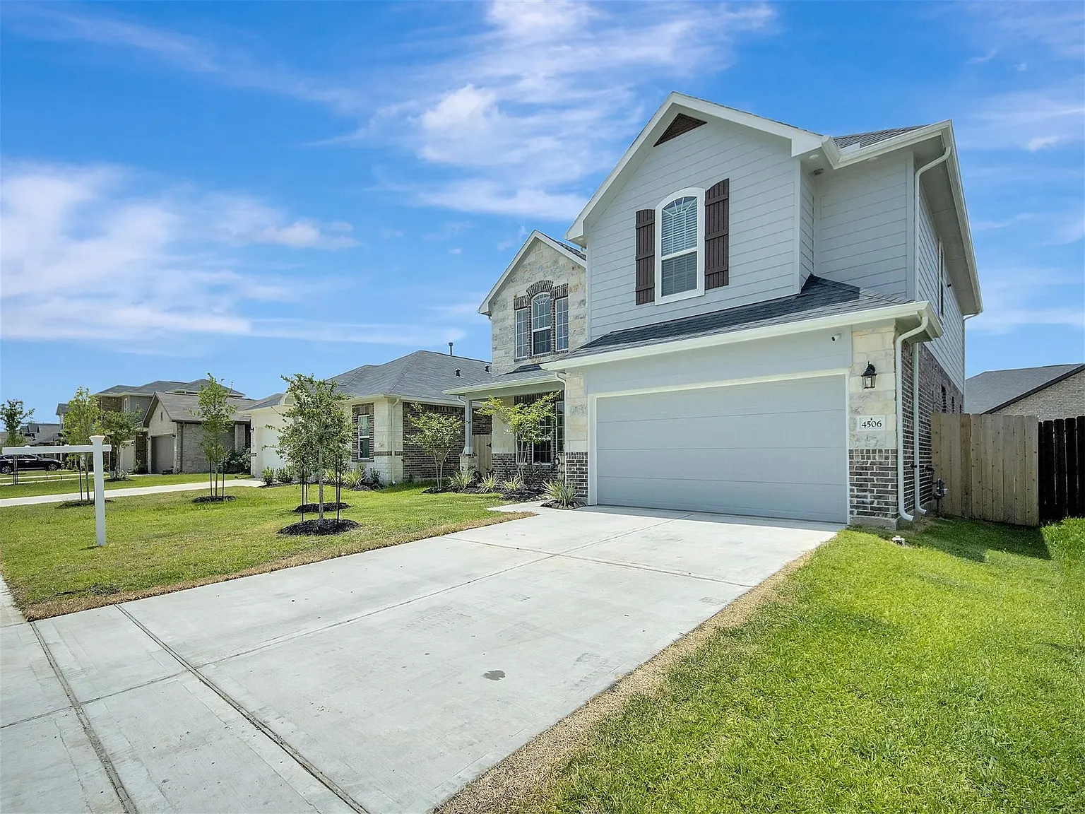 4 bed, 4.5 bath, 3060 sqft, $3,000 — Photo 3