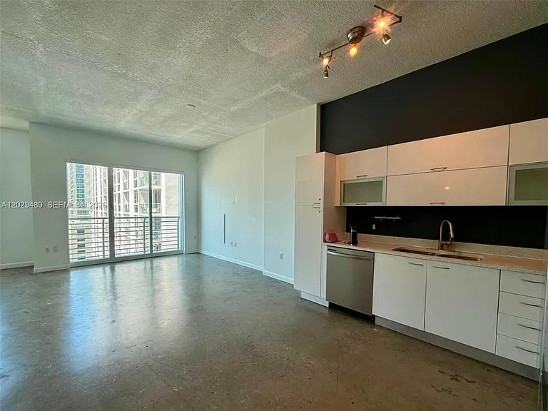 133 NE 2nd Ave #1905 — Photo 5