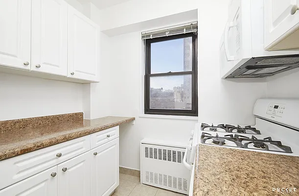 Sold by PocketBroker Inc | media 7