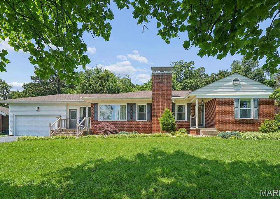 1st image of 23 Lincord Dr