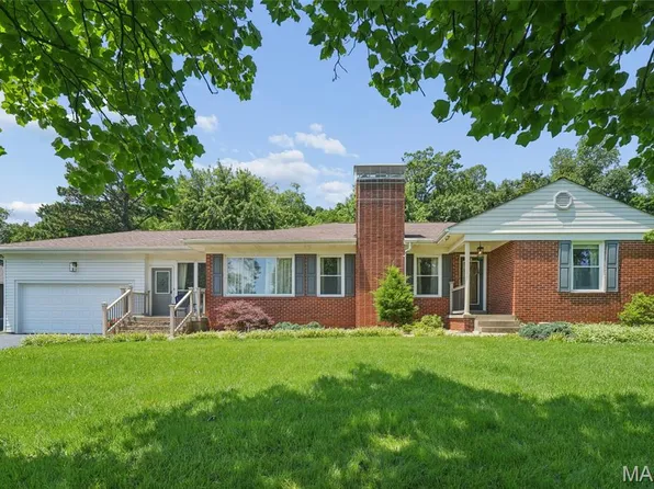 23 Lincord Dr, Saint Louis, MO 63128