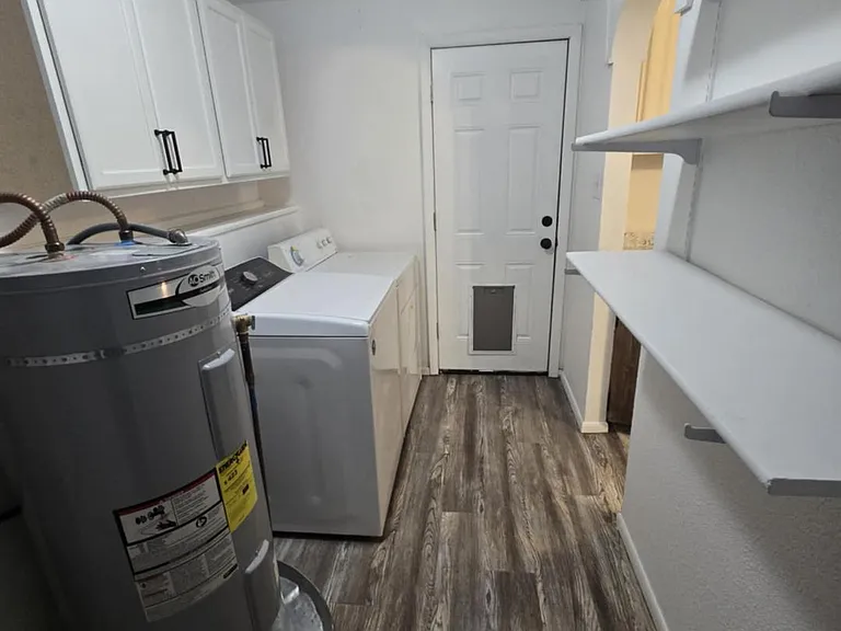704 S Cedar St — Photo 23