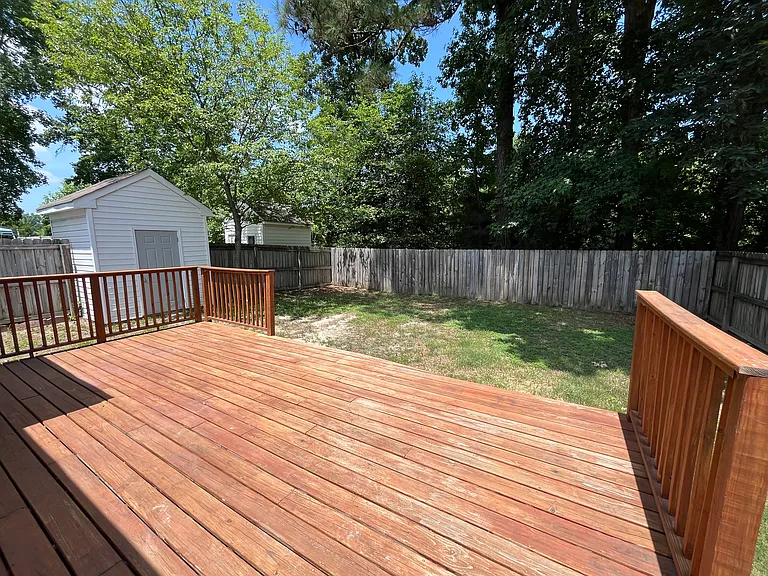 417 Bryan Ct — Photo 16