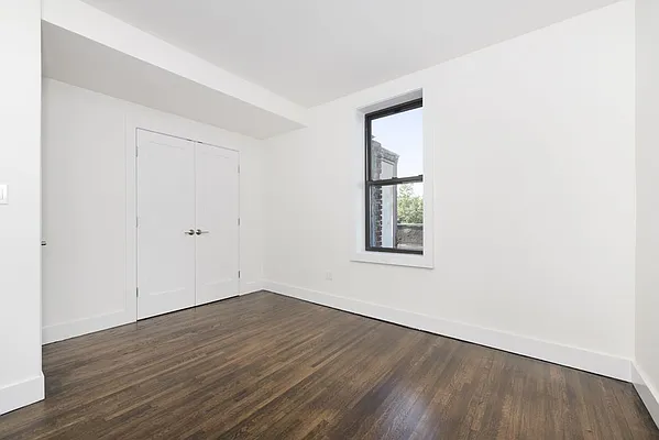 Rented by Bold New York | media 19