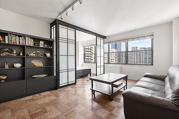 1st image of 165 W End Ave APT 26G