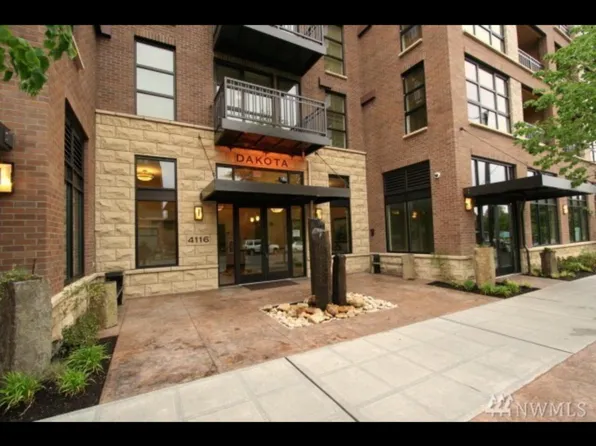 4116 California Ave SW, Seattle, WA 98116