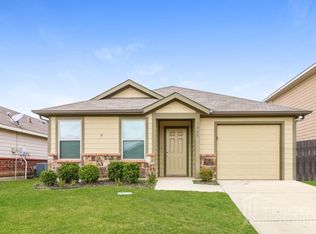 1825 Village Park Trl, Burleson, TX 76028
