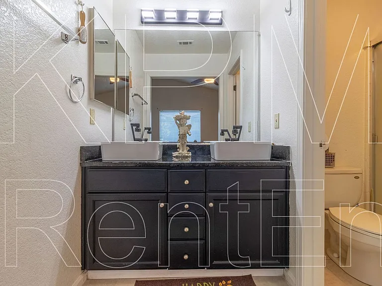 6529 El Capitan Cir — Photo 20