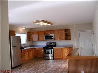 3rd image of 518 Haventree Dr