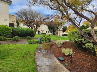 730 Breeze Hill Rd APT 283, Vista, CA 92081