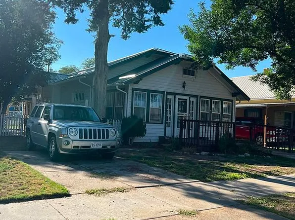708 Big Horn Ave, Alliance, NE 69301