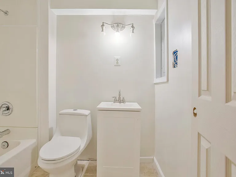 9112 Granite Ct — Photo 53