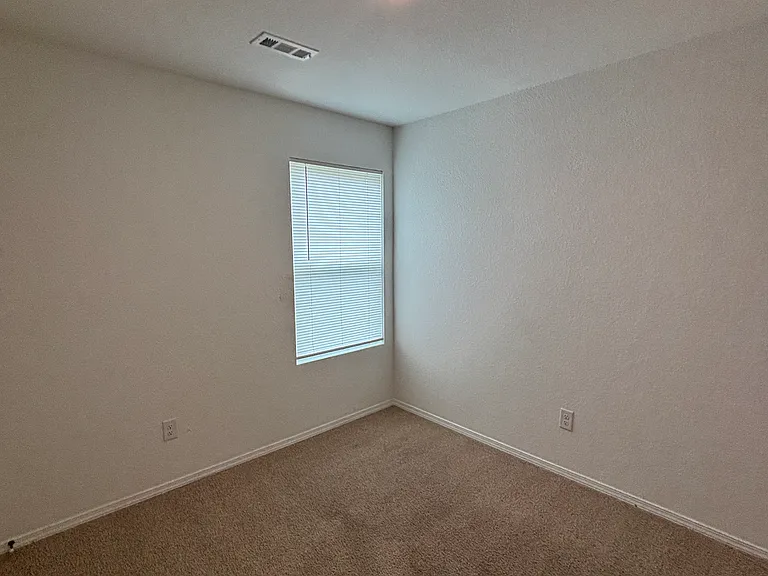 80 Kinley Brook Ln — Photo 11