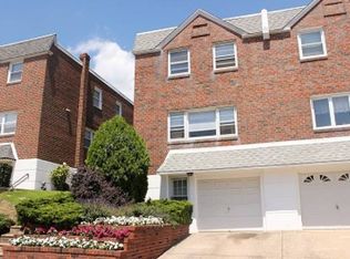 7419 Hill Rd, Philadelphia, PA 19128