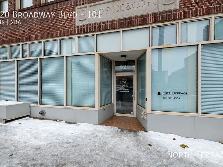 920 Broadway Blvd #101 — Photo 14
