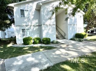 1922 N Farwell Ln, Boise, ID 83713