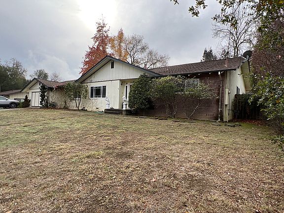2nd image of 19 Lynn Dr