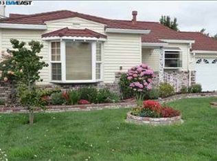 15083 Andover St, San Leandro, CA 94579