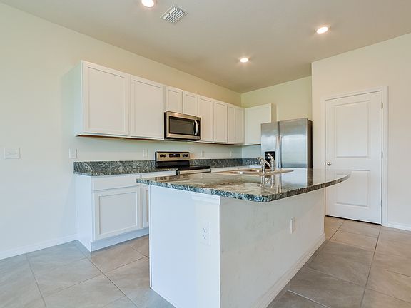 4th image of 5368 Dragonfly Dr