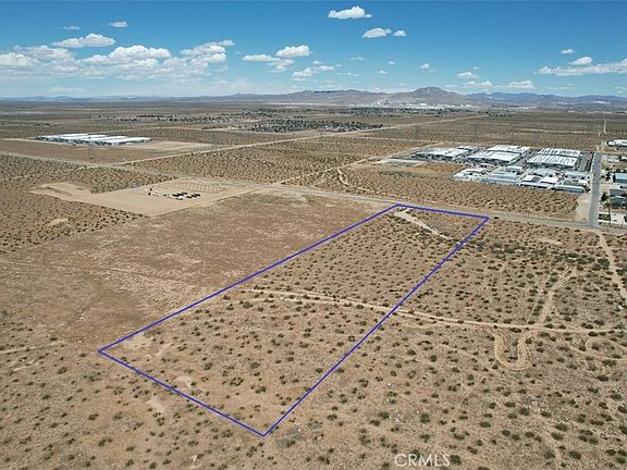 4th image of 17374 Koala Rd