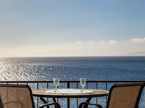 106 Kaanapali Shores Pl APT 806, Lahaina, HI 96761
